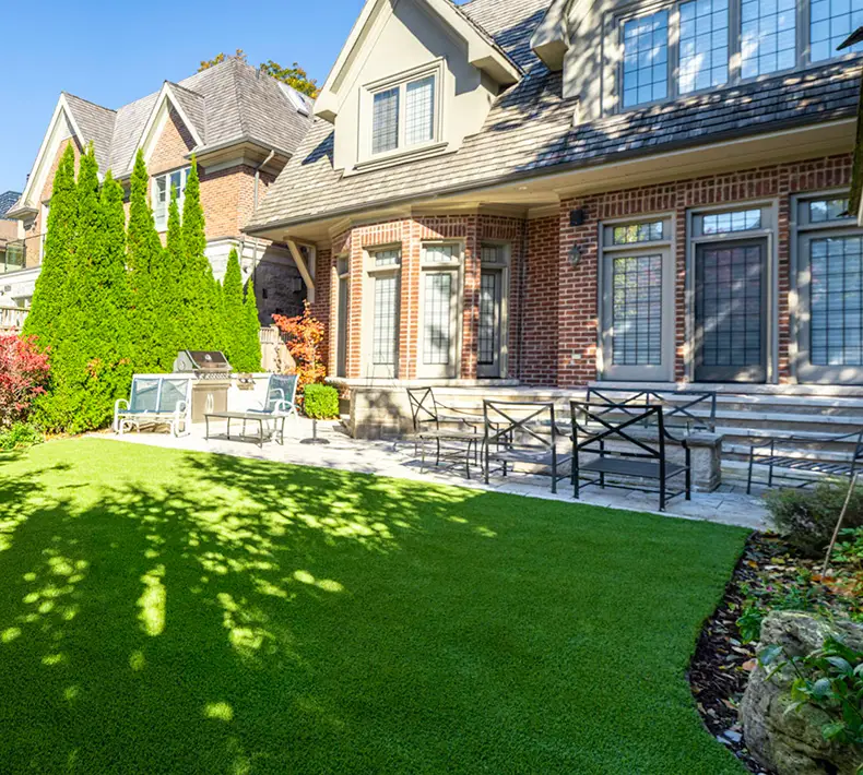 Artificial grass lawn from SYNLawn